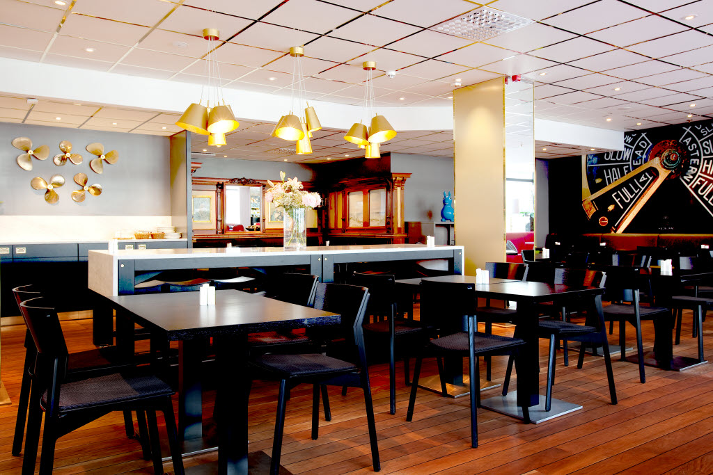 Photo by: Jessica Lund Restaurant